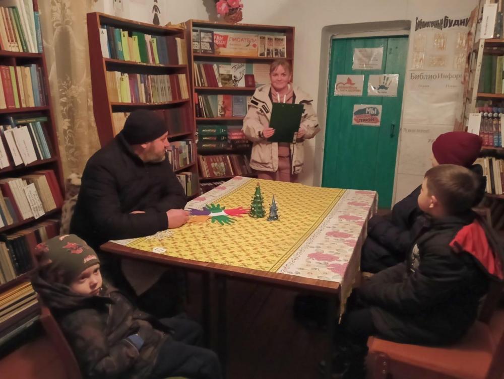 Чтобы радость людям дарить, нужно добрым и вежливым быть